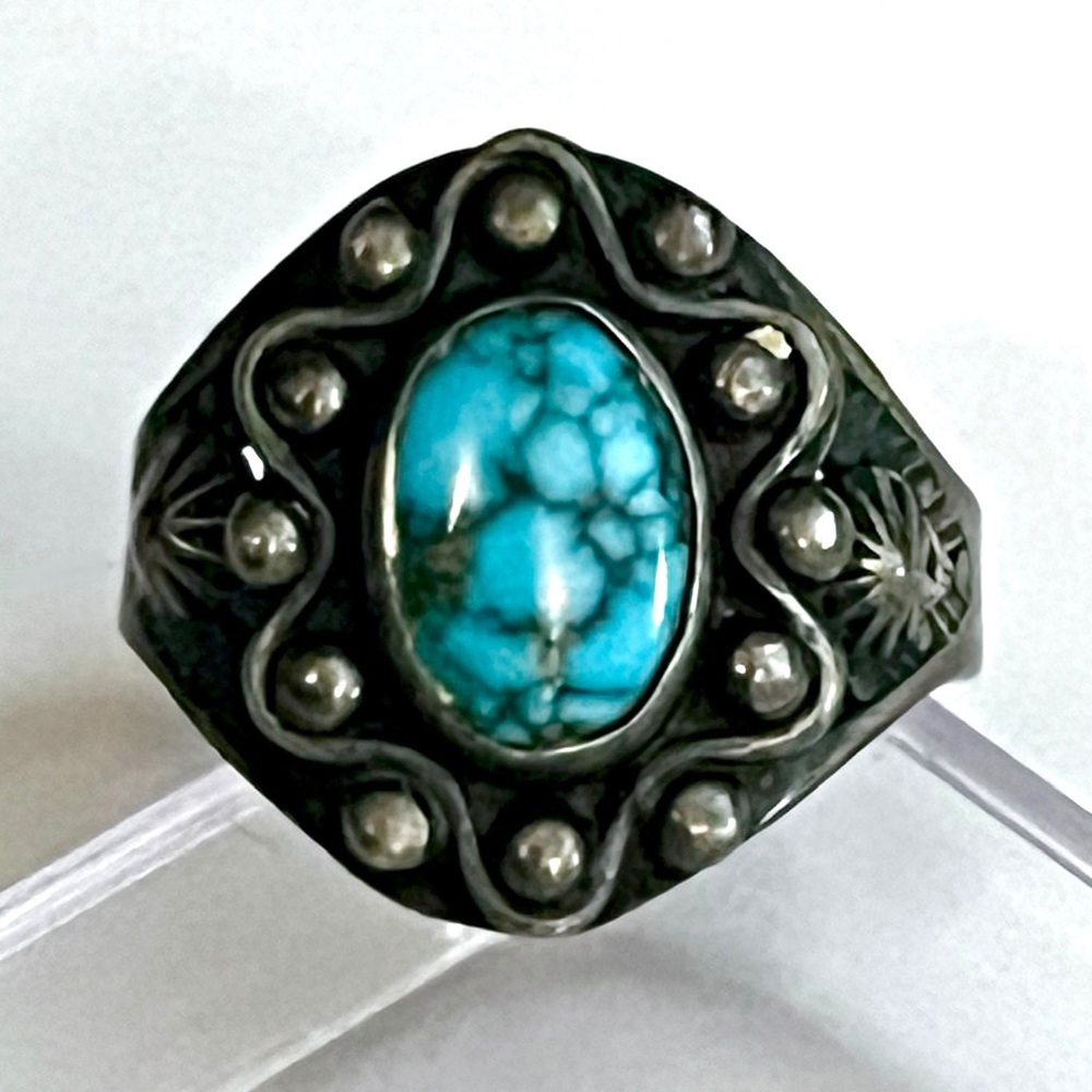 Navajo, Old Pawn 1940s Sterling Silver “Chinese” Turquoise Ring